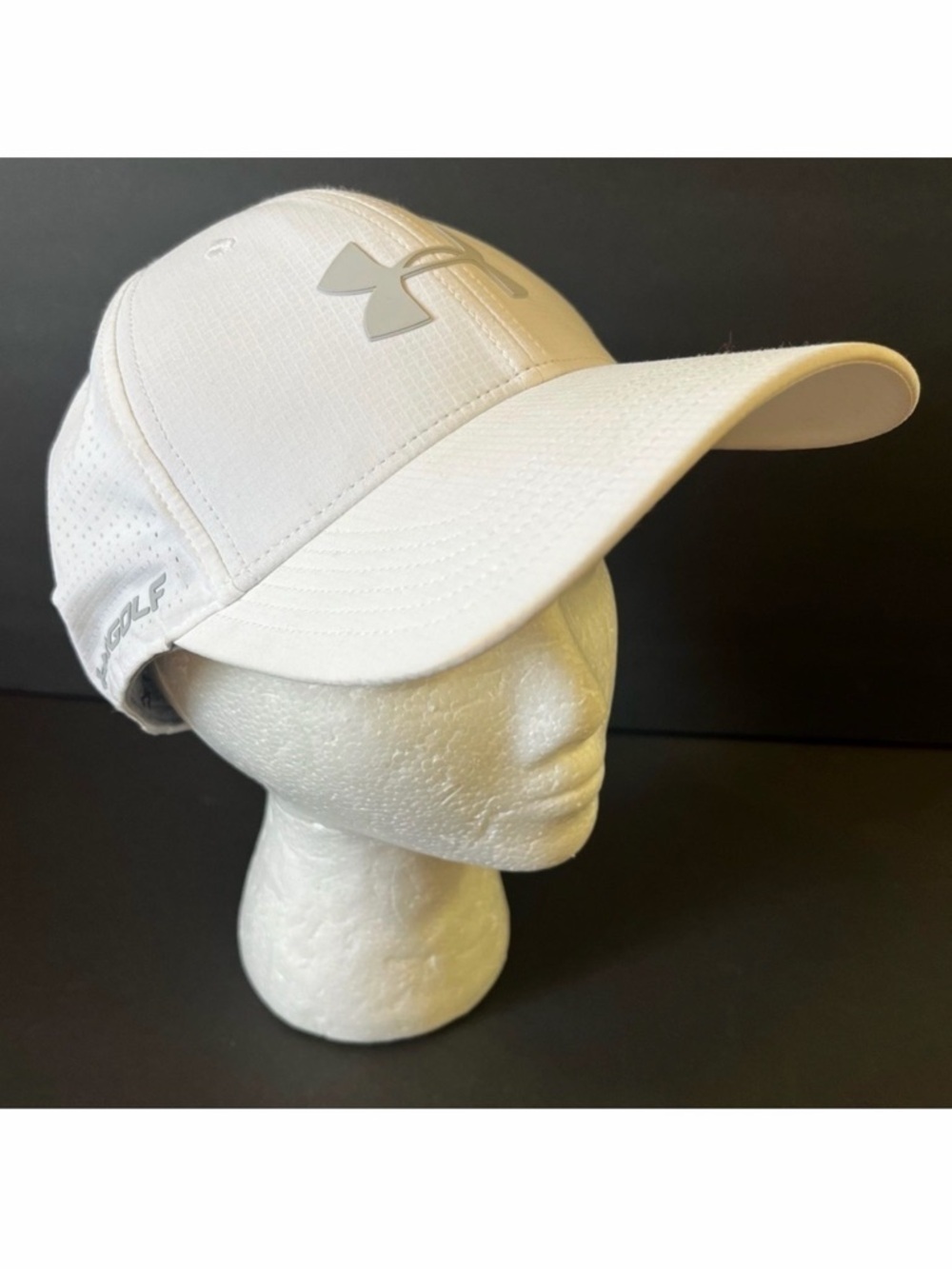 Under Armour Mens White Golf Hat Cap Classic Fit UA Logo Performance Golf